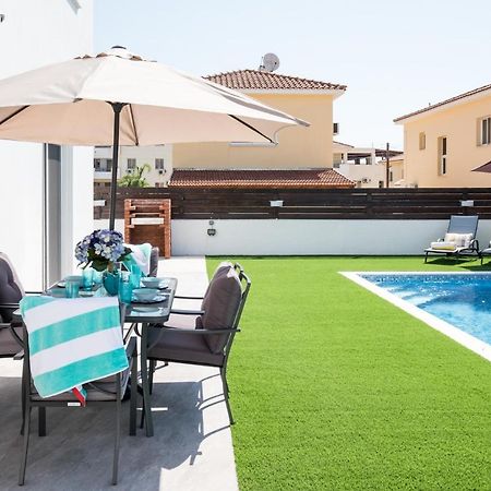 Voroklini Villa With Pool Larnaka Exterior foto